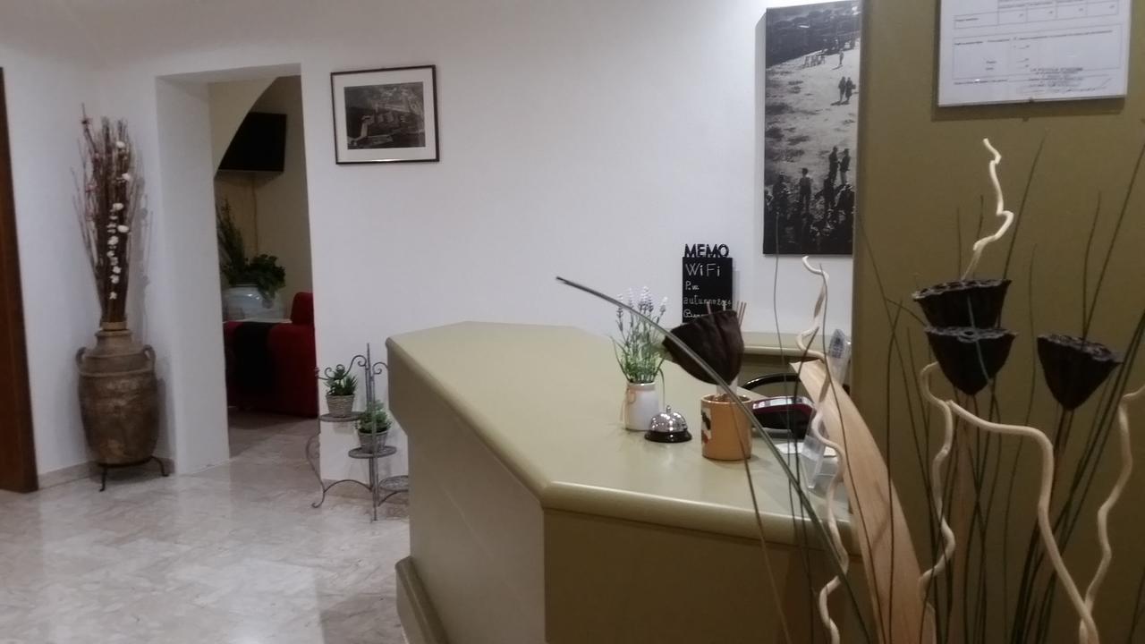Hotel La Piccola Stazione 托里塔·迪·锡耶纳 外观 照片