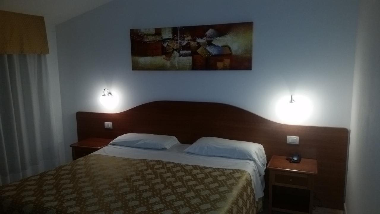 Hotel La Piccola Stazione 托里塔·迪·锡耶纳 外观 照片