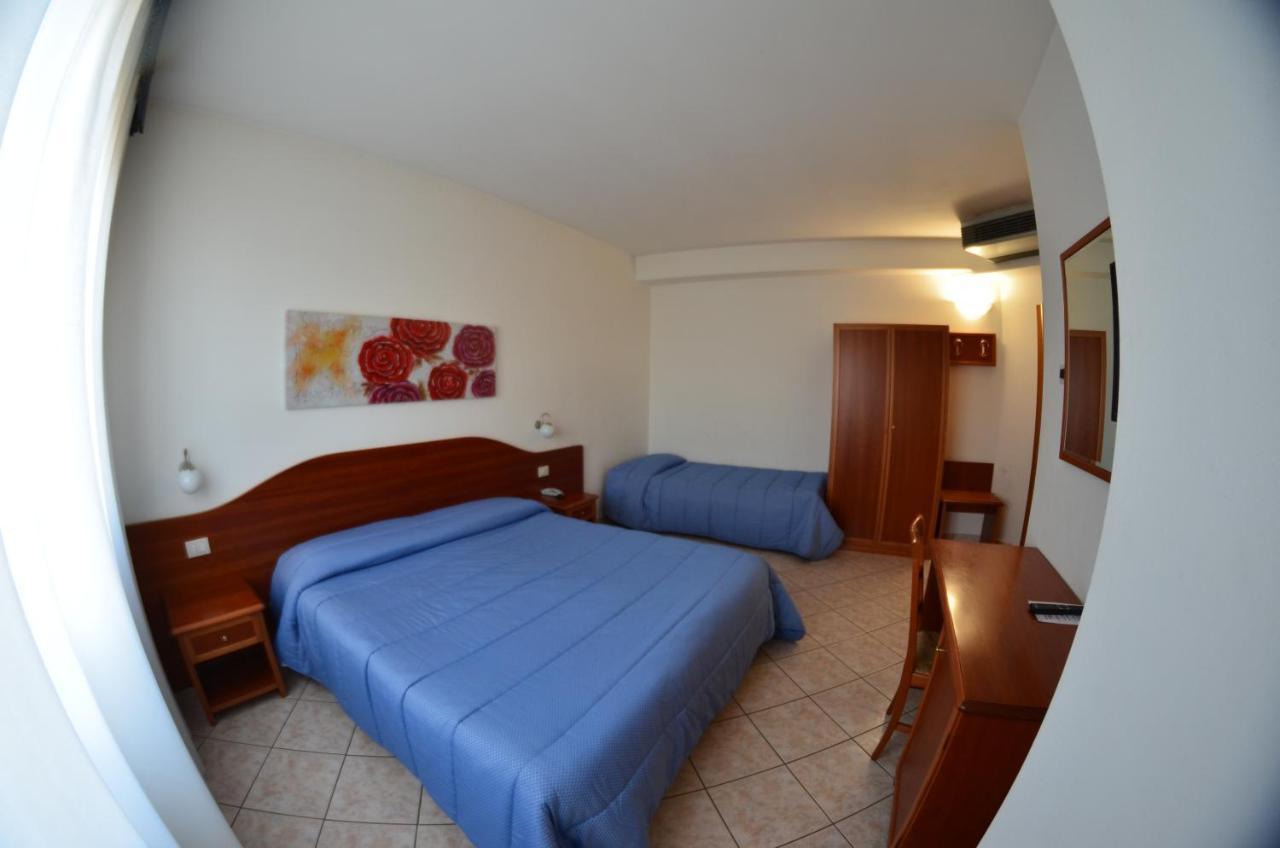 Hotel La Piccola Stazione 托里塔·迪·锡耶纳 外观 照片